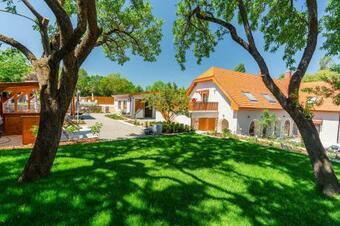 Hotel Mandilla