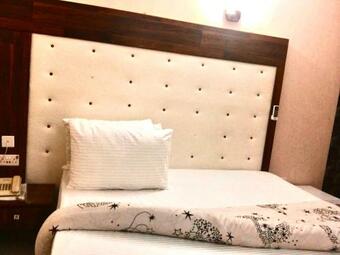 Beamgate Hotel