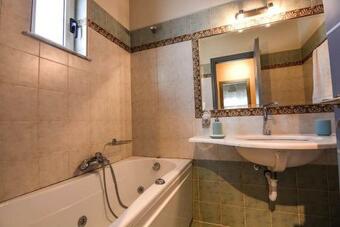Aigli Luxurious Villa