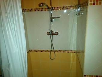 B&B Ada