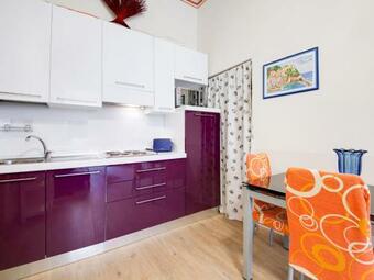 Fabulous Mansion In Lucca Town Centre