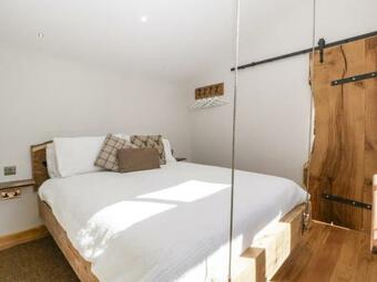Hillfarrow Hideaway