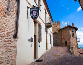 Hotel Foresteria Conti Roero