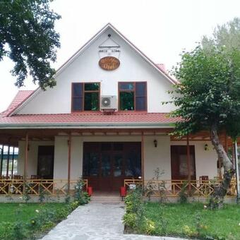 Hotel Golden Tree