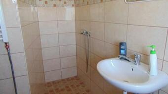 Anna Apartman