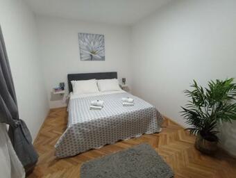 Holiday Home Goge
