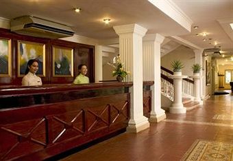 Petro House Hotel