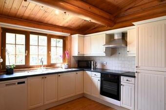 Maple Log Cabin