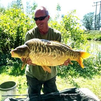 Rum Bridge Fisheries "carper's Cabin"