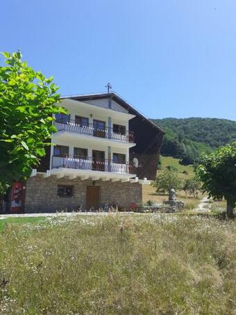 Hostal Cabana Costesti