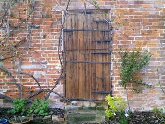 Stable End