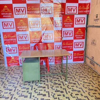 Hotel Oyo 90837 Le Grand Guest House AC