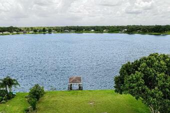 Lake August Retreat