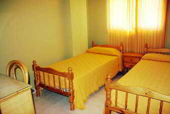 Apartamentos Punta Canaret 3000
