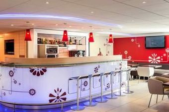 Hotel Ibis Massy