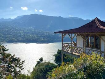 Caba�as Ecoturismo Evy