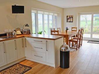Riverbank Cottage