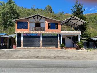 Casa Monta�ita Del Rio