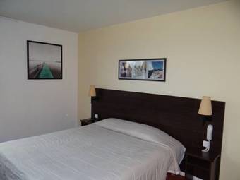 Orly Superior Hotel