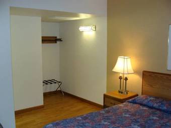 Motel Campus Inn