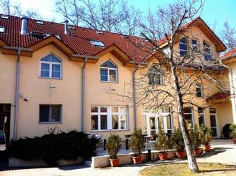 Hotel Platan