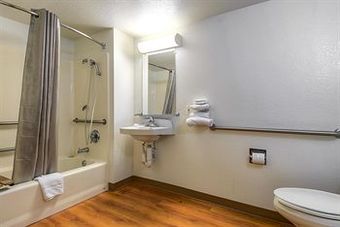 Motel 6 Los Angeles - Hacienda Heights