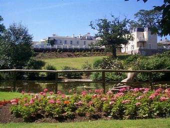 Cliffden Hotel
