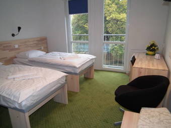 Hostal 5a Hotel Services