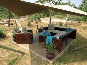 Ama Amanzi Game Lodge