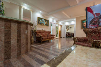 Leoton Hotel