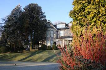 Clare House Hotel