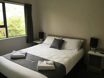 Matakana Motel