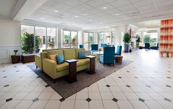 Hotel Hilton Garden Inn Montreal Airport