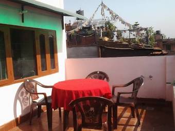 Hostal Ajima Guest House