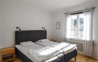Holiday Home Bovallstrand Kaprifolgatan