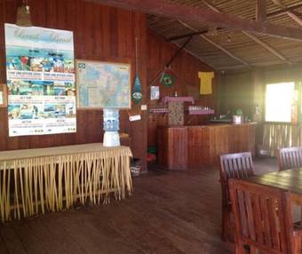Dolphin Lodge