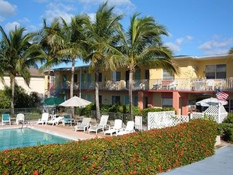 Hotel Hideaway Waterfront Resort