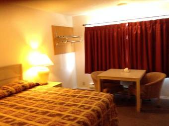 Motel Front Street Inn