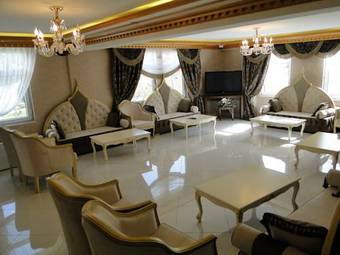 Tiryandafil Hotel