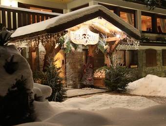 Hotel Aux Ducs De Savoie