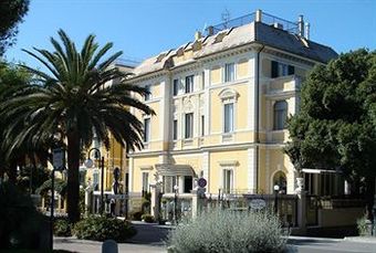 Hotel Ena