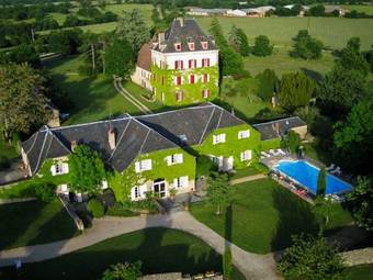 Hostal Maison D'h�tes Domaine De La Rhue