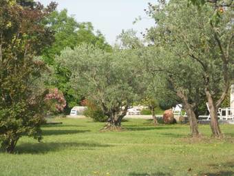 Bed & Breakfast Chambres D'h�tes Le Mas Du Platane