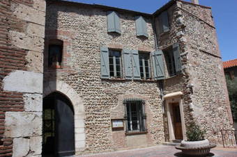 Hotel La Tour De L'horloge