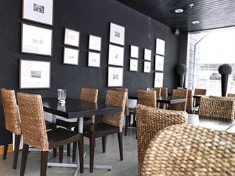 Maudes Hotel Solna