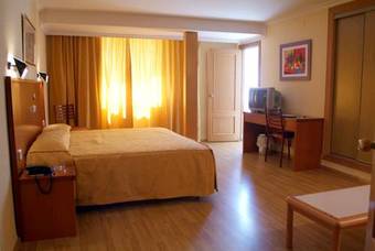 Hotel Caba�as
