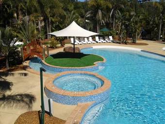 Nrma Ocean Beach Holiday Park