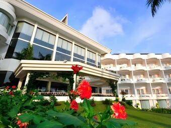 Grand Mutiara Hotel