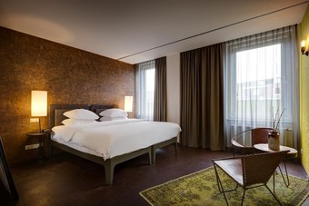 Hotel V Nesplein