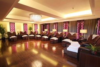 Grand Palace Hotel